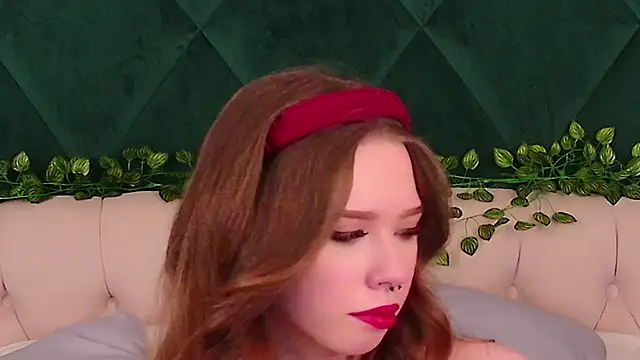 Sierra Fane online show from February 19, 2025, 5:06 pm