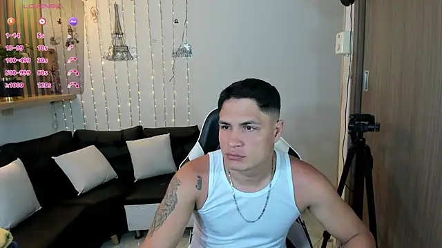 Snapshot of SaraClub_JY chatting on April 1, 2026, 1:17 am SaraClub JY online show from April 1, 2026, 1:17 am