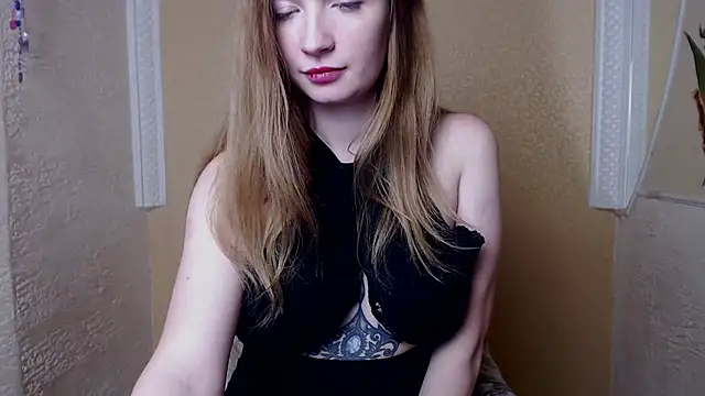 faiirylight online show from March 22, 2025, 1:41 pm