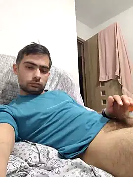 andreiiiii2025 online show from February 18, 2025, 12:39 pm