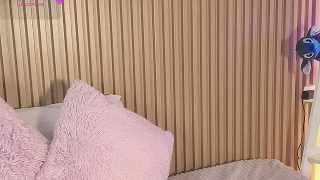 emily sweett24 online show from March 25, 2026, 12:22 pm