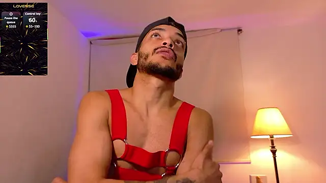 eross chipre  online show from February 24, 2026, 11:25 pm