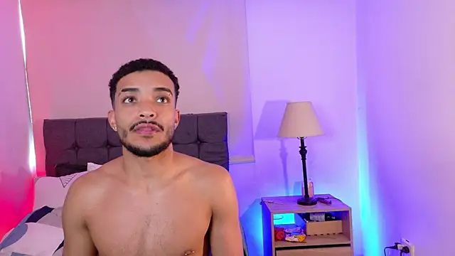 eross chipre  online show from March 14, 2026, 8:58 pm