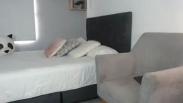 sebastian colle online show from March 8, 2025, 7:09 pm