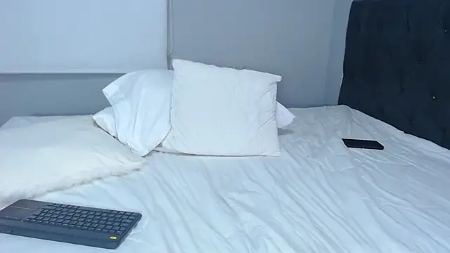 sebastian colle online show from March 11, 2025, 10:31 pm