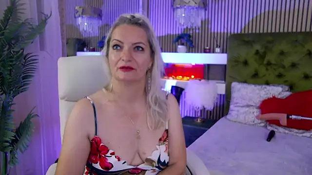 LadyTouch online show from June 11, 2026, 2:53 am