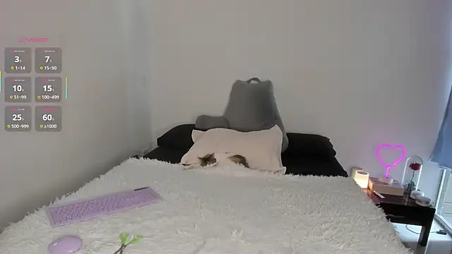  lucianapalmer online show from September 14, 2025, 5:34 pm