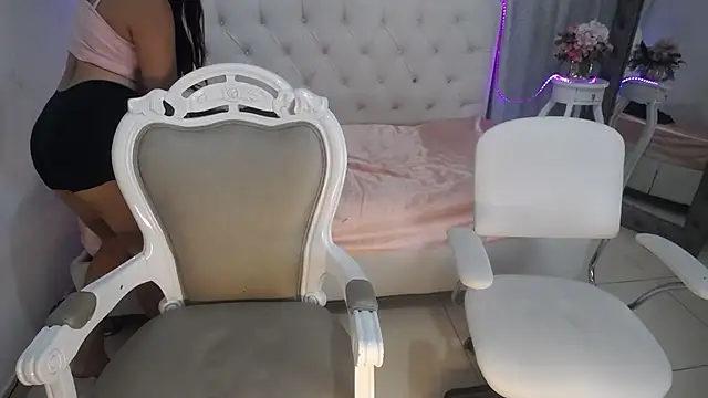 katty And alex online show from February 20, 2025, 7:19 pm