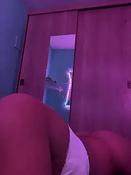 Snapshot of homemtranssaymo chatting on March 18, 2025, 1:21 am homemtranssaymo online show from March 18, 2025, 1:21 am