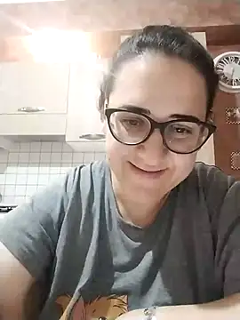 Dolcecurvy online show from November 1, 2025, 10:34 pm