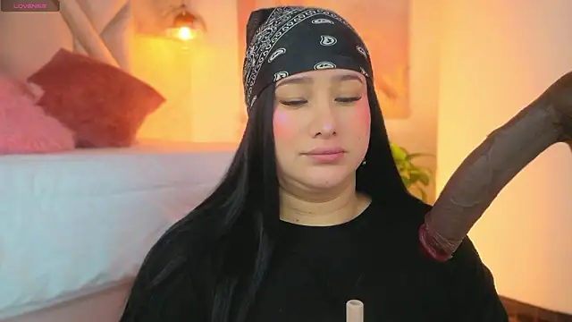 Leaa Cox online show from March 6, 2026, 3:47 am