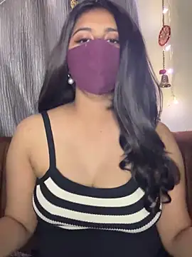 Dishasarmaa05 online show from October 29, 2025, 7:15 pm