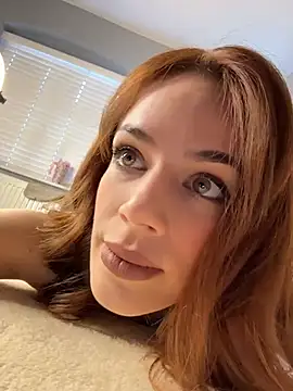 Snapshot of FrancescaFerra chatting on April 24, 2026, 4:31 pm FrancescaFerra online show from April 24, 2026, 4:31 pm