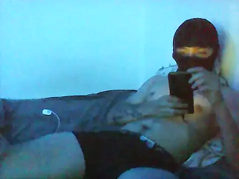 Snapshot of Dragonflyyp chatting on October 29, 2025, 4:48 am Dragonflyyp online show from October 29, 2025, 4:48 am