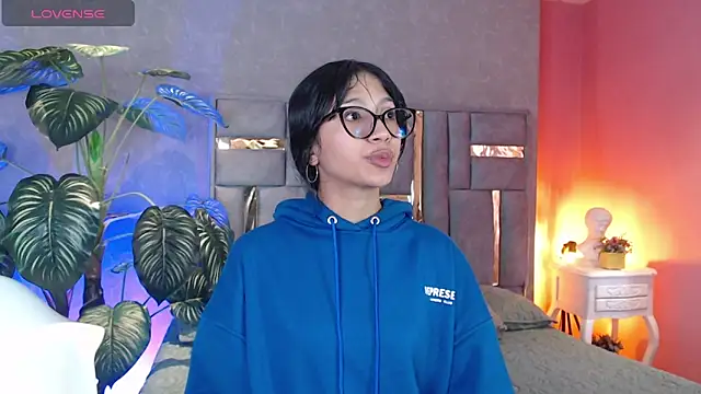 Tyla Ks online show from September 27, 2025, 8:14 pm