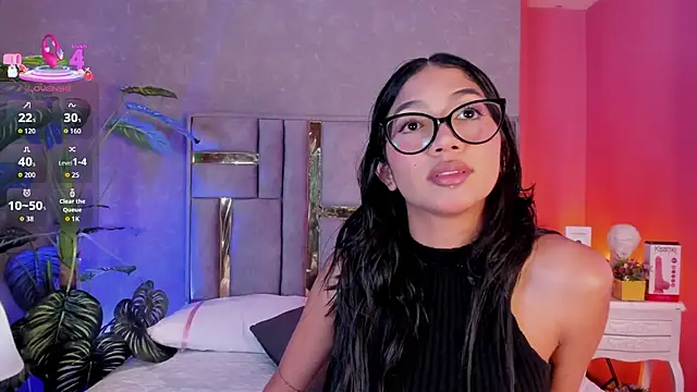 Snapshot of Tyla_Ks chatting on May 12, 2026, 7:11 pm Tyla Ks online show from May 12, 2026, 7:11 pm