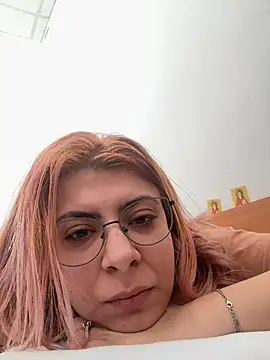 KittieHallo online show from February 23, 2025, 8:28 am