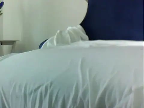 Snapshot of Mthondo-qinile chatting on January 8, 2026, 11:01 am Mthondo-qinile online show from January 8, 2026, 11:01 am