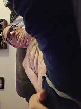 Smallone327 online show from March 15, 2026, 5:46 am