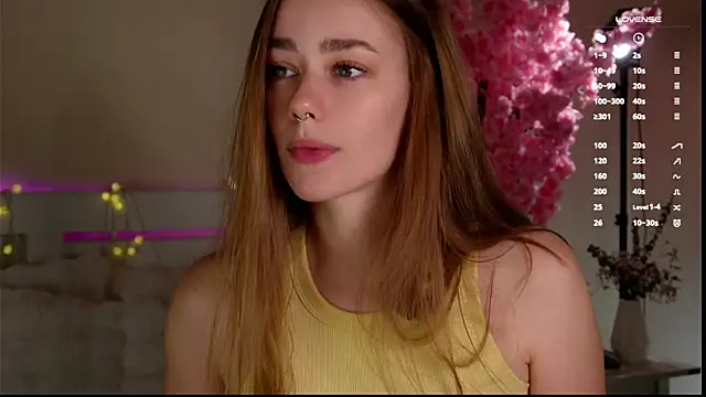 EmilaMills online show from April 25, 2026, 1:14 pm