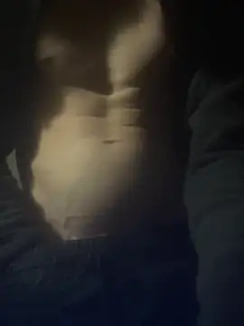 cazzone912025 online show from April 6, 2026, 12:41 am