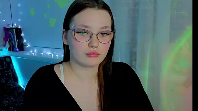 milliedoll online show from October 9, 2025, 10:13 am