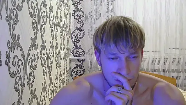 frama666 online show from October 7, 2025, 7:44 pm