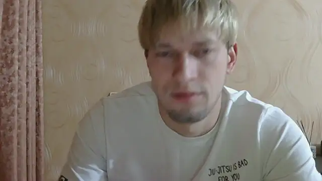 Snapshot of frama666 chatting on May 6, 2026, 8:36 pm frama666 online show from May 6, 2026, 8:36 pm