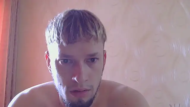 Snapshot of frama666 chatting on June 29, 2026, 10:48 am frama666 online show from June 29, 2026, 10:48 am