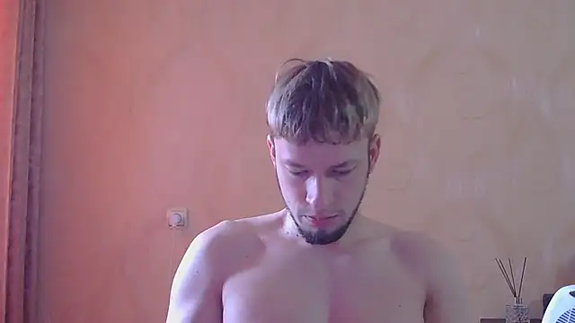 Snapshot of frama666 chatting on July 2, 2026, 9:26 am frama666 online show from July 2, 2026, 9:26 am