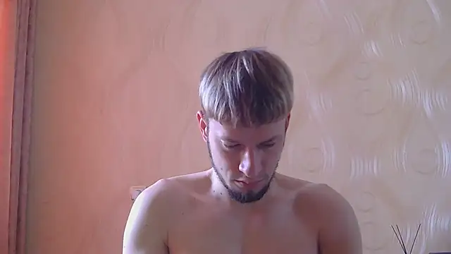 Snapshot of frama666 chatting on July 6, 2026, 8:00 am frama666 online show from July 6, 2026, 8:00 am