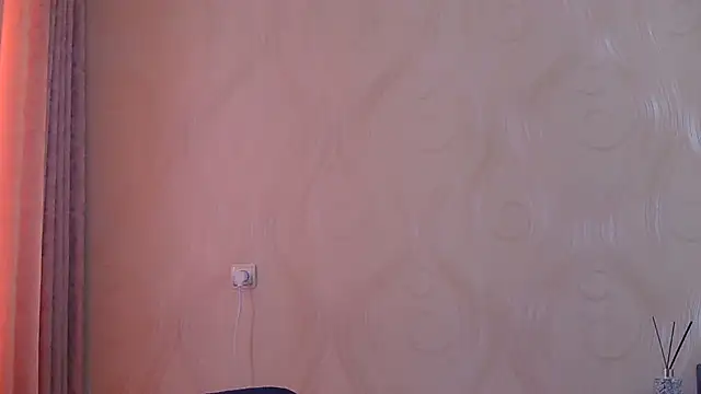 Snapshot of frama666 chatting on July 21, 2026, 7:43 am frama666 online show from July 21, 2026, 7:43 am