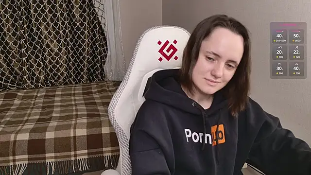 Luna Loveee online show from September 19, 2025, 3:41 am