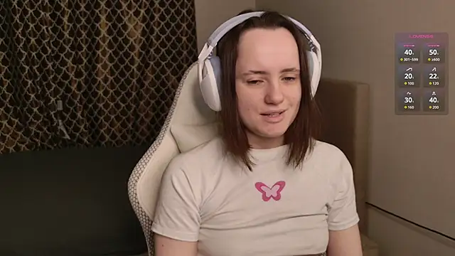 Luna Loveee online show from November 24, 2025, 3:17 am