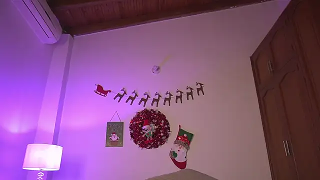 gala monroe online show from January 6, 2026, 11:14 am