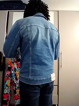 Flexy555 online show from April 7, 2026, 4:40 pm