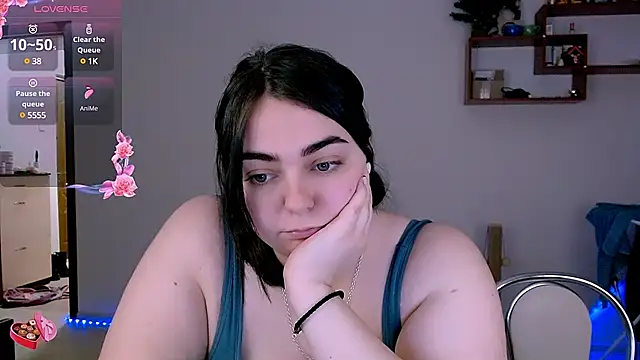 kitsune 8 online show from March 13, 2025, 4:01 pm