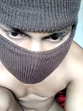 cute1gfbf online show from December 15, 2025, 6:39 am