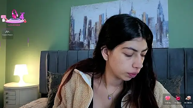 Snapshot of Cassie_bloom chatting on June 9, 2026, 3:40 am Cassie bloom online show from June 9, 2026, 3:40 am