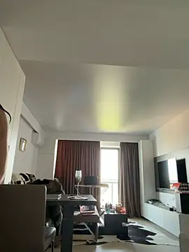 Mia Splash online show from April 20, 2026, 7:55 am