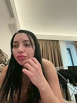 Snapshot of Mia_Splash chatting on May 22, 2026, 2:22 pm Mia Splash online show from May 22, 2026, 2:22 pm