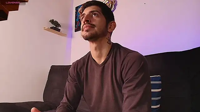 AlejandroStormm online show from June 9, 2026, 7:58 pm