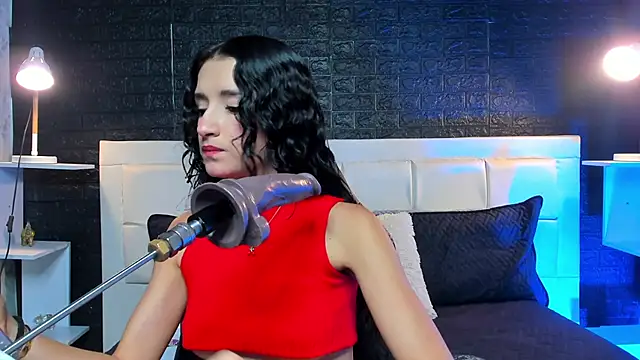 MELODYY SWEET online show from March 18, 2025, 4:04 pm