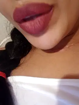 Sexlove1xo online show from November 8, 2025, 2:34 am