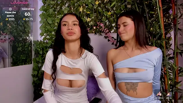 Anniie  Evans online show from November 13, 2025, 9:03 pm