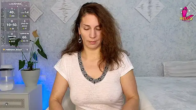 mylady xenia online show from April 25, 2026, 8:17 pm