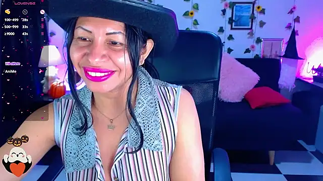 Snapshot of AbbyPrincessAGT chatting on October 11, 2025, 10:19 pm AbbyPrincessAGT online show from October 11, 2025, 10:19 pm