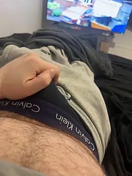 Snapshot of GrafterBen1 chatting on February 26, 2026, 11:26 pm GrafterBen1 online show from February 26, 2026, 11:26 pm