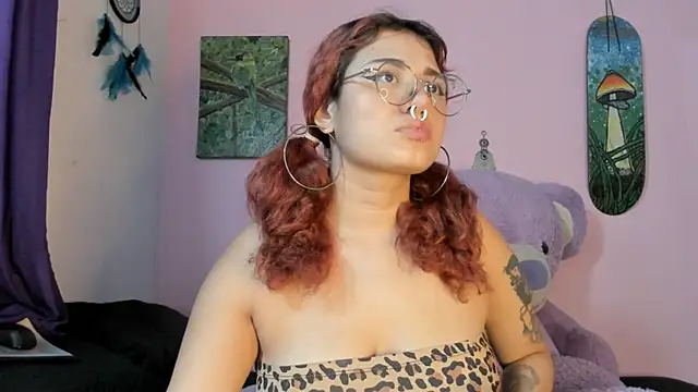 Maddy Jhonsson online show from April 6, 2026, 10:44 pm