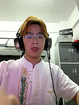 Anson0722 online show from September 25, 2025, 1:04 pm